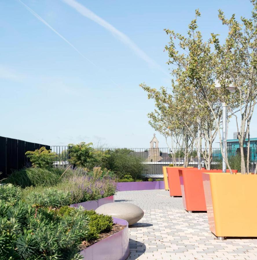 Modern Single En-Suite Bedrooms In 5 Bedroom Apartments, Dublin City Centre - Dorset Point Exterior photo